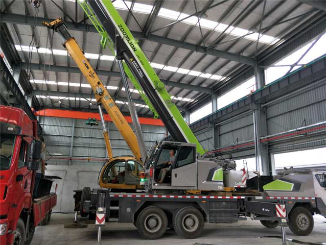 江达县高空车出租需要注意哪些安全事项？