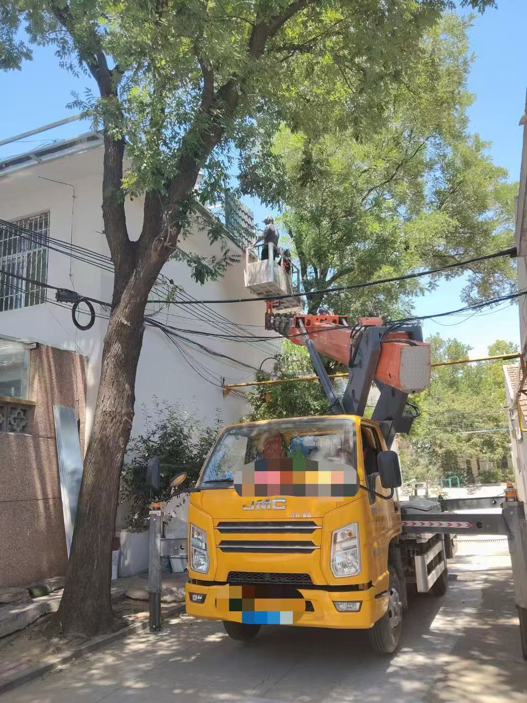 江达县高空作业车能吊装重物吗？最大承载多少公斤？